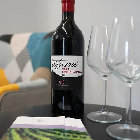 Iitana Luxury Apartmán Katánie