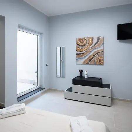 Iitana Luxury Katánie
